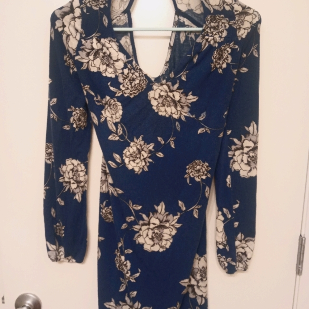 Blue and white youth dress